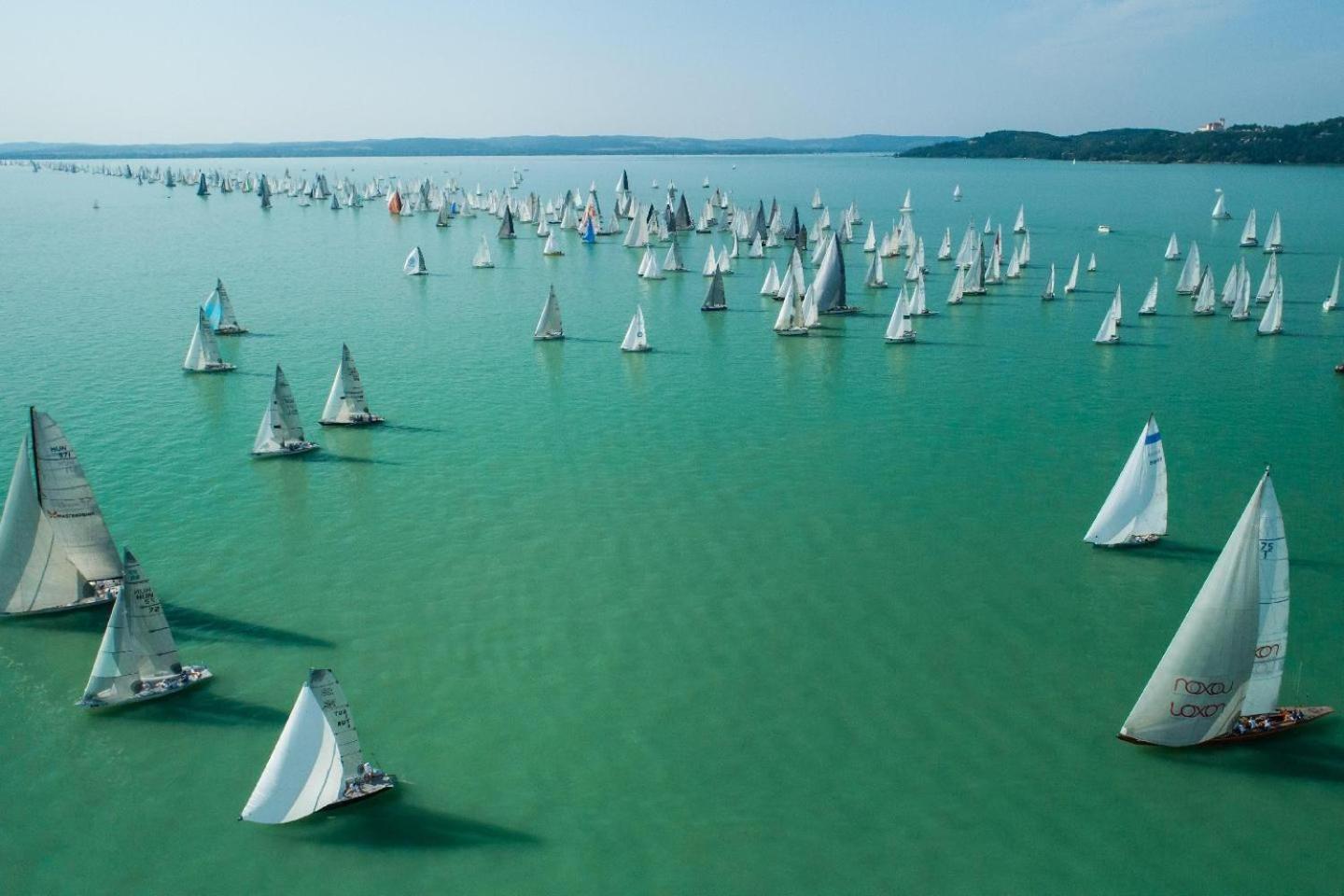 Silver Marina Apartment-Orzoett Melygarazs Balatonfüred Екстериор снимка